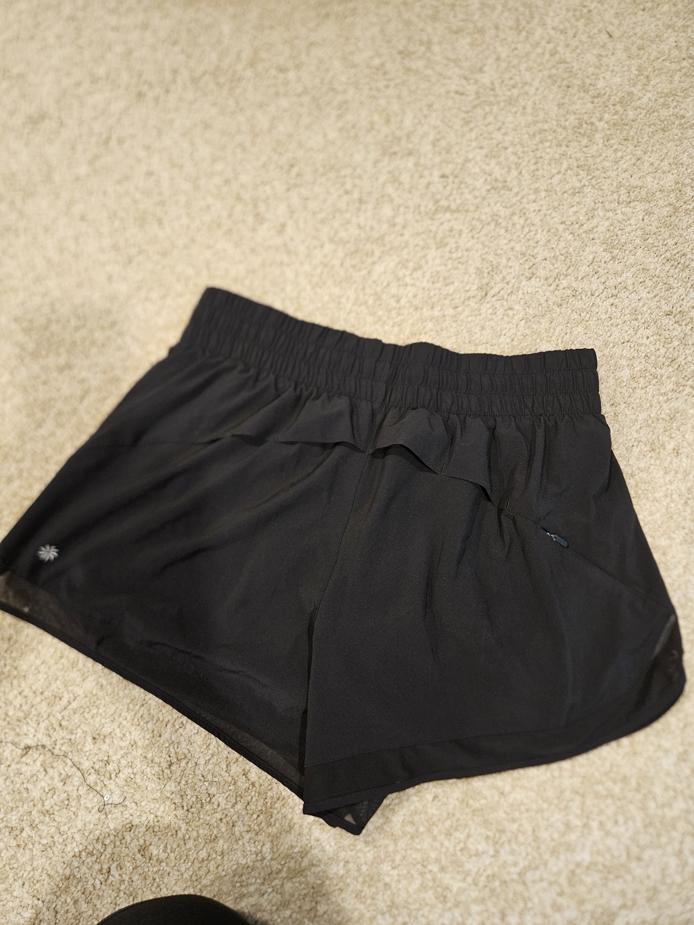 Athleta High Rise Mesh Racer Run 3" Short - Picture 2 of 4